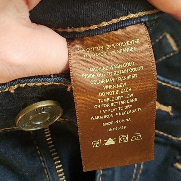 Kut from the Kloth Ali Fit and Flare Jeans - Picture 4 of 7